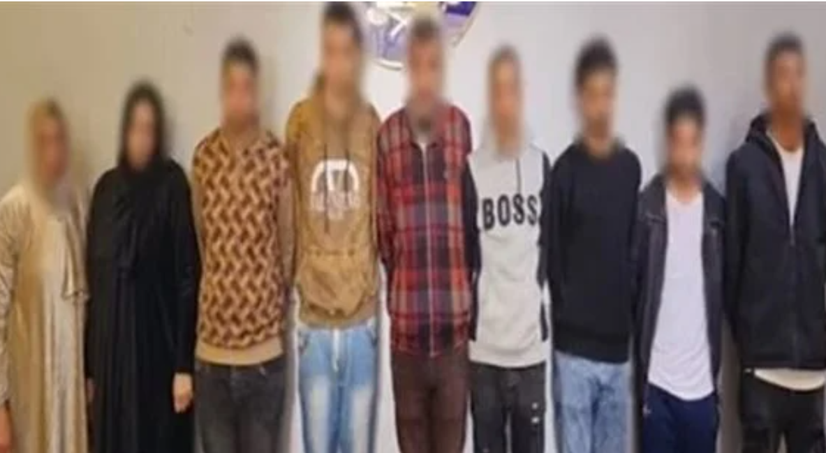 السجن المشدد لستة متهمين في واقعة التعدي على شاب وإجباره على ارتداء ملابس نسائية ببنها
